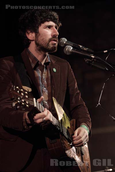 GRUFF RHYS - 2011-03-04 - PARIS - Cafe de la Danse - 